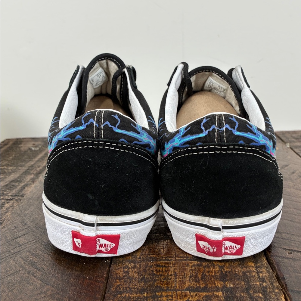 Vans Black Lowtop Sneakers Mens 9.5/Women’s 11 Lace Up Electric Flame Lightning - Picture 4 of 8